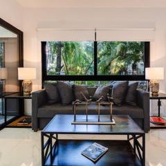 Apartment in duplex one block from Playacar beach