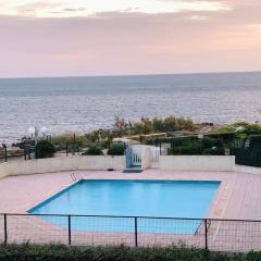 T2 Front de Mer et Piscine - Pieds dans l'eau