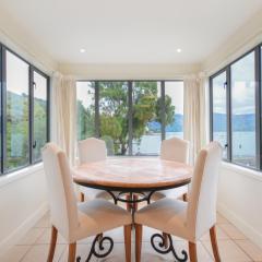 Waterfront Akaroa Retreat with Harbour Views & Balcony