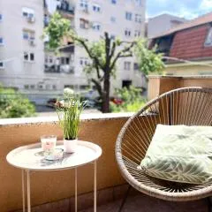 Courtyard Flats Apartment URBAN STAY