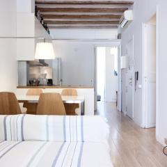 Sunny apartment on the square