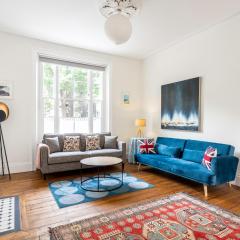 2-bedroom split-level apartment in Notting Hill