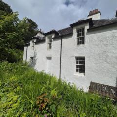 Mackinnon Cottage - 3 bedroom Cottage