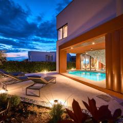 Villa Seconda - Private Pool and Modern Vibe near Poreč