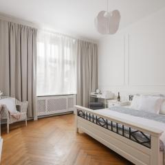 Airstay Prague : DeLuxe Apartment Old town
