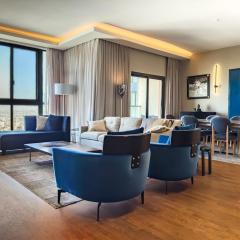 Panoramic 2 BR Apt at Aeon Towers