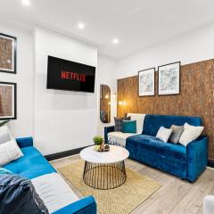 30 percent OFF - Exquisite 4 bed in Leeds - Sleeps 10