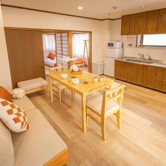 Near Shinjuku 2-Story Family & Group-Friendly Home 5 Bedrooms, Fits 14 Guests