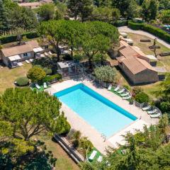 Small T2 cottage in provencal style