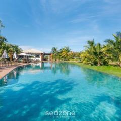 Apto em Cond. c/piscina em Praia do Forte CVAF0220