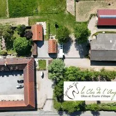 Le Clos de l'Angley Gîtes et Écurie