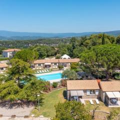 Bright T3 cottage in secure domain