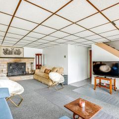 Manistee Forest Retreat Group-Friendly Lake House