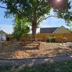 Gîte 3 étoiles près du Mans avec bain nordique, 12 pers, 5 chambres, proche circuit 24H et nature - FR-1-410-381