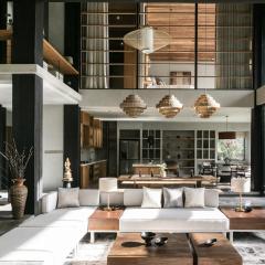 River Sanctuary, Nyanyi Beach