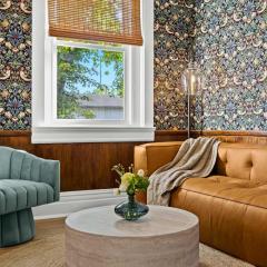 Gatsby Estate Luxe 7BR Retreat with Game Room