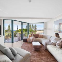 Caprina at Happy Valley - Beachfront Escape