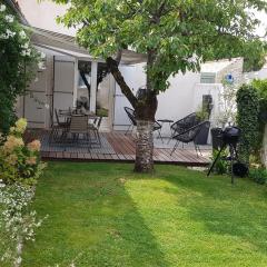 Maison spacieuse pour 8 au Bois-Plage-en-Ré avec jardin - FR-1-835-13