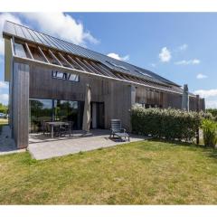 Holiday Home in Vrouwenpolder near Beach