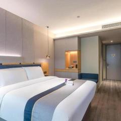 Yitel Beijing Tuanjiehu Metro Station