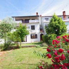 Holiday apartment Stefanija, Vinkuran