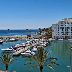 Penthouse 3 Bd-Duquesa Port- Harbor view