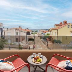 Luxury apartment near the beach