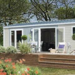 Camping 4 étoiles - Piscine - eeebgi