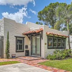 Casa las Flores - Stroll to Arts District from Cozy West Palm Cottage