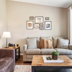 Luxurious Golf Front - Home for 4