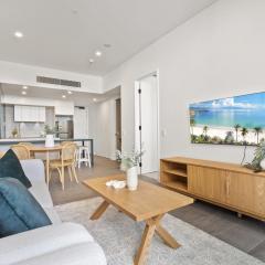 Ground Floor Apartment with Private Courtyard