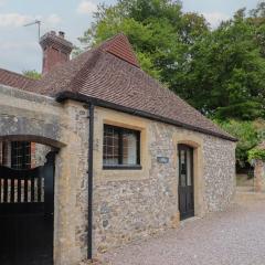 Yard Cottage
