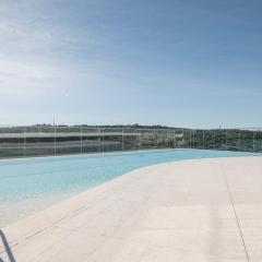 Cascais - 1 bedroom and shared pool in Campolide