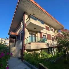 Vardarlı Konakları