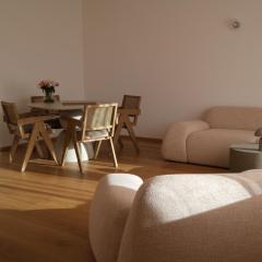 Luxury Lakefront Apartment