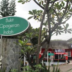 Guest House Griya Mas BCI A 39A