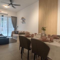 Venus Suite in Setia Alam RS1