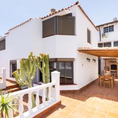 Home2Book Comfort Getaway Terrace & BBQ, Radazul