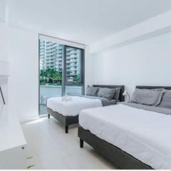 Cozy 2BR Apt at Brickell free parking