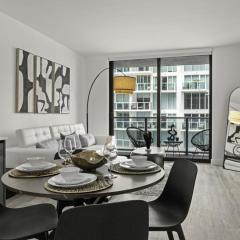 Luxurious 2Bedroom Apt Parking in Brickell.
