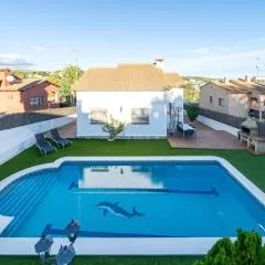 Can Roure piscina y serenidad