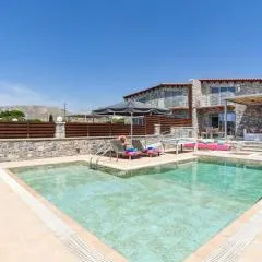 Villa Beatris Seastone by Villa Plus
