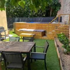 Duplex piscine 3 chambres et Clim proche plages