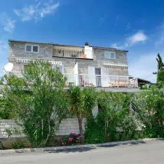 Foissner Apartments