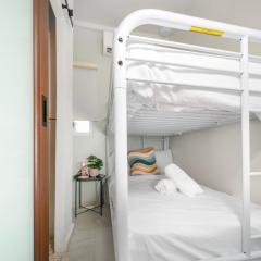 Room 6 Affordable Cool in Santurce Arts Area