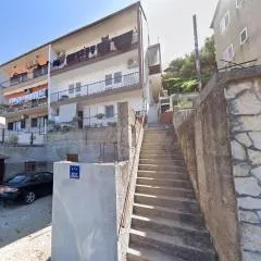 Apartments with parking spaces Sibenik - 24537