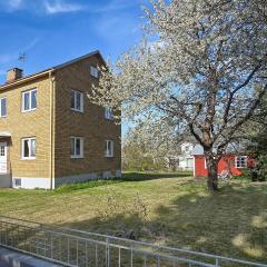 Awesome Apartment In Rörvik With Wifi