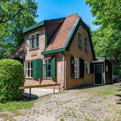 Holiday Home in Vrouwenpolder near Beach