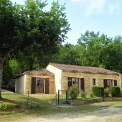 Maison spacieuse avec jardin clos, proche de Sarlat, idéale pour familles et enfants - FR-1-616-178