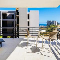 Sunlit Condo ubicación privilegiada & vistas